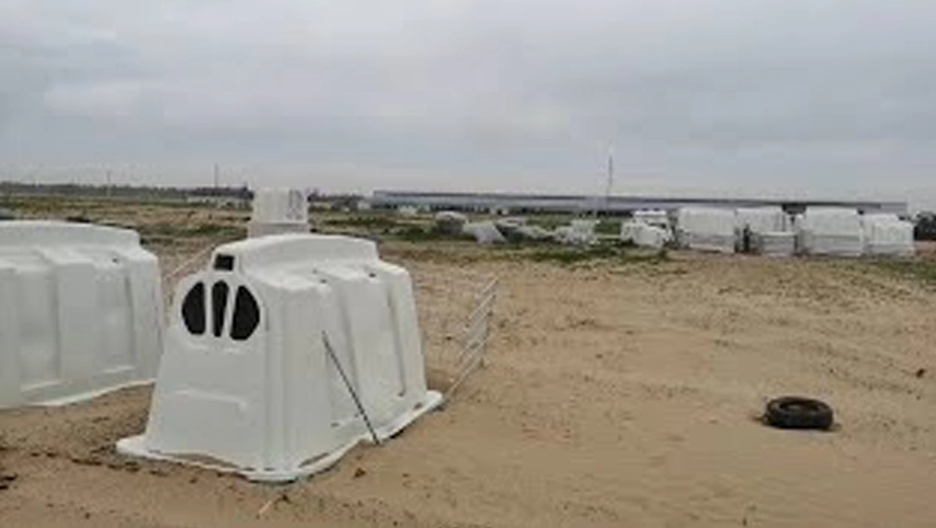 ديتري معدات زراعية العجل قفص العجل القلم في الصحراء